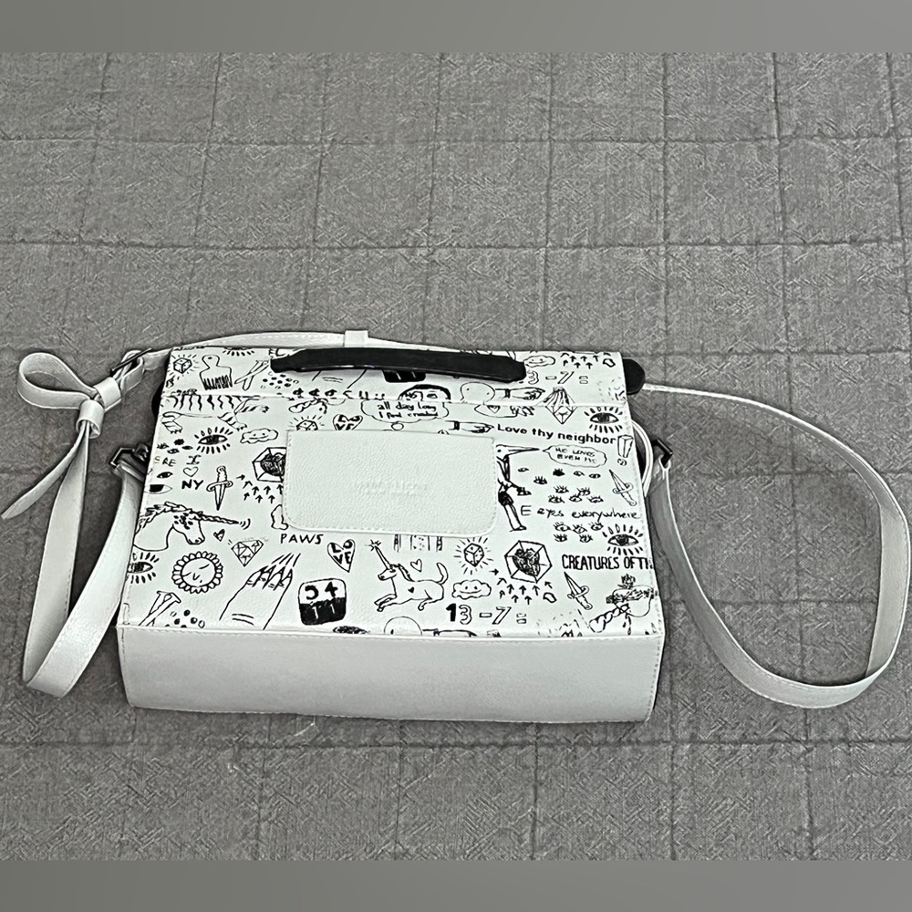Min and Mon small purse